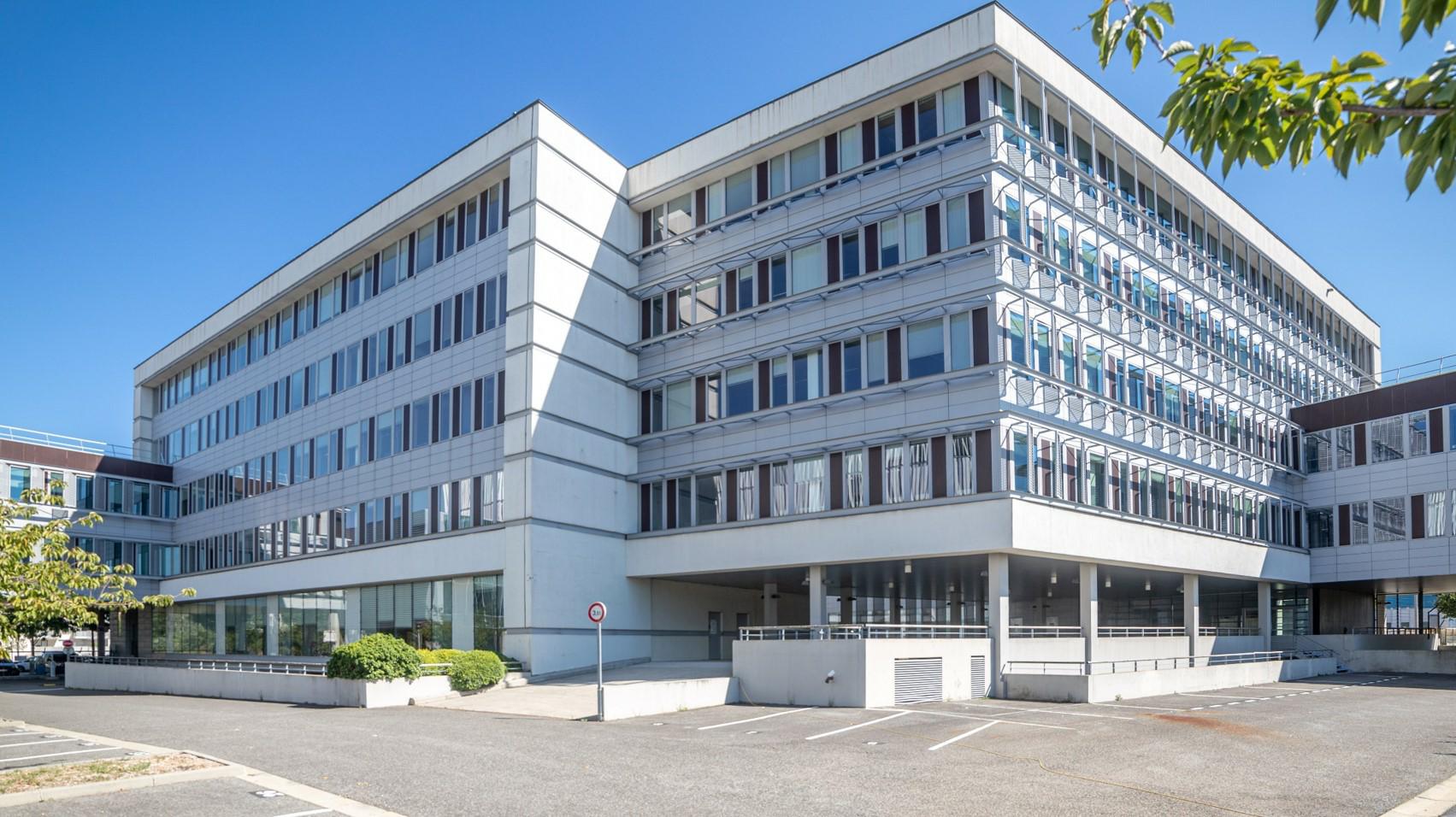 Bureau Blagnac 12658m² Location bureau Blagnac Haute-Garonne OLBUR2108389 0